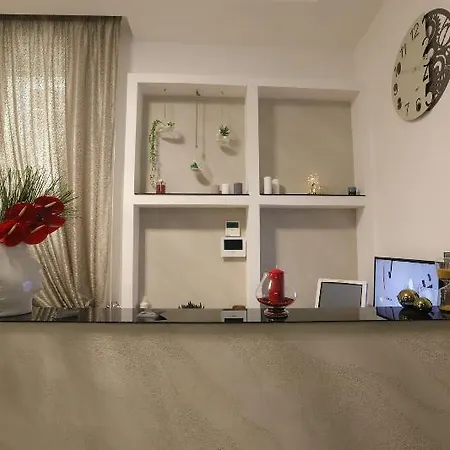 Mecla Naples