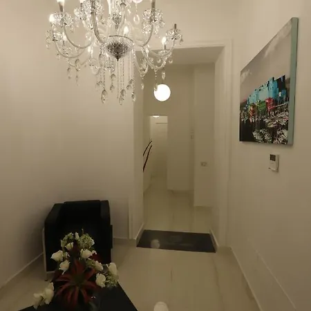 Mecla 4* Νάπολη