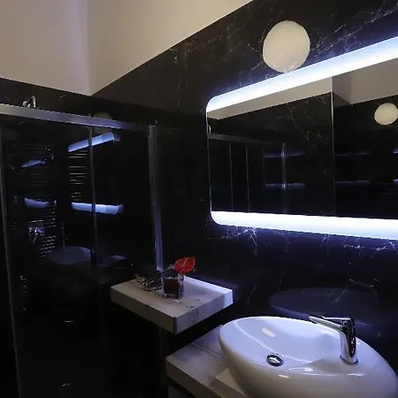 Πανσιόν Mecla 4*