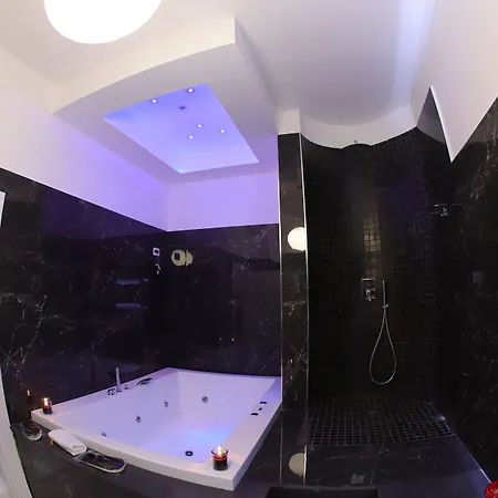 Mecla 4* Νάπολη