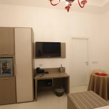 Mecla Πανσιόν