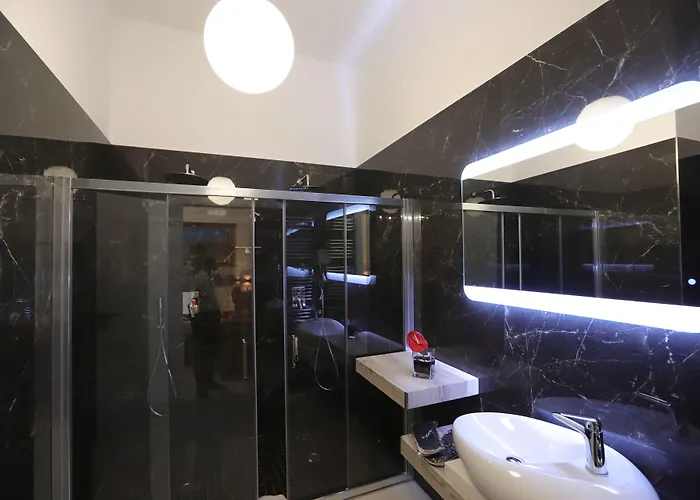 Πανσιόν Mecla 4*